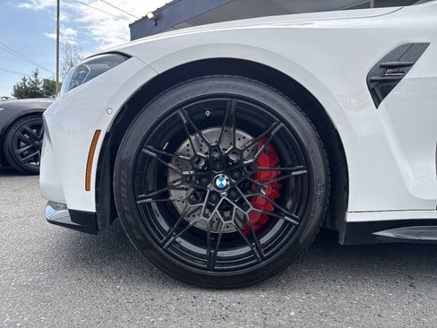 Used 2021 BMW M4 Competition w/ Executive Package RWD image 2