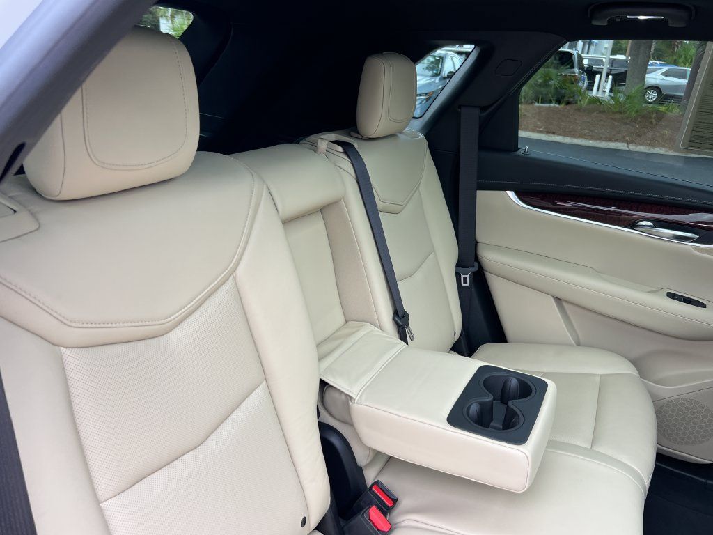 Used 2017 Cadillac XT5 Premium Luxury w/ Driver Assist Package FWD image 24