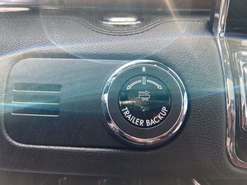 Used 2021 Lincoln Navigator Reserve AWD/4WD image 21
