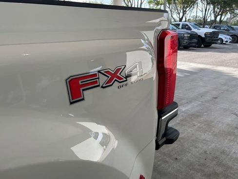 Used 2025 Ford F350 XLT image 18