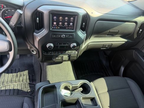 Used 2024 GMC Sierra 1500 Pro w/ Graphite Edition AWD/4WD image 32