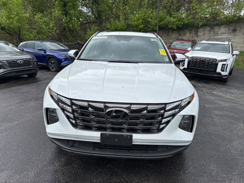 Certified 2022 Hyundai Tucson SEL w/ Convenience + Premium Package image 2