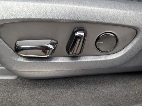 Used 2024 Lexus GX 550 image 23