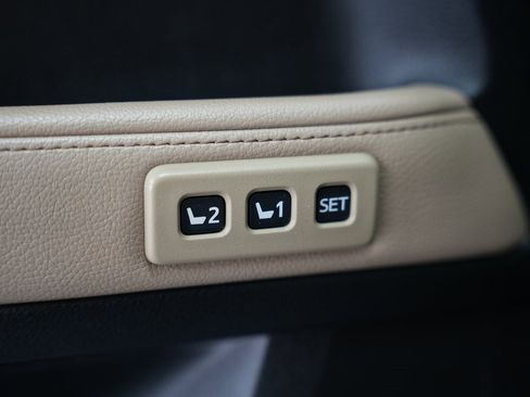 Used 2019 Toyota 4Runner Limited image 49