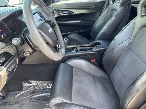 Used 2017 Cadillac ATS V RWD image 18