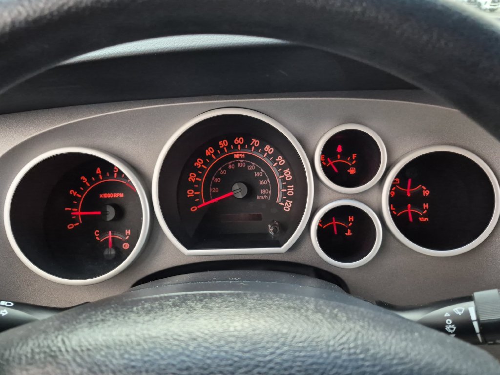 Used 2010 Toyota Tundra 4x4 Double Cab image 28