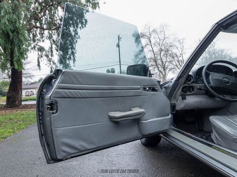 Used 1987 Mercedes-Benz 560 SL image 39