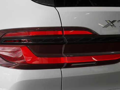 New 2026 BMW X7 xDrive40i image 32