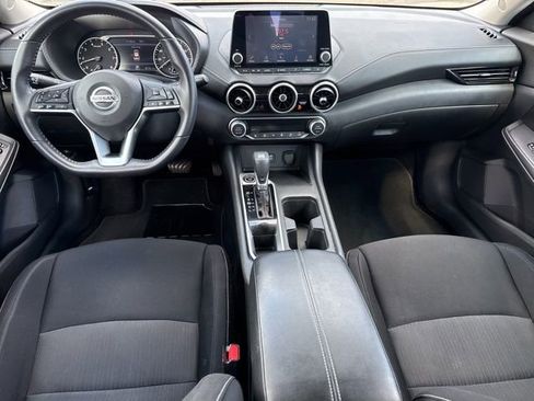 Used 2020 Nissan Sentra SV image 4