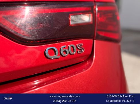 Used 2018 INFINITI Q60 Red Sport 400 w/ Pro Active Package image 8