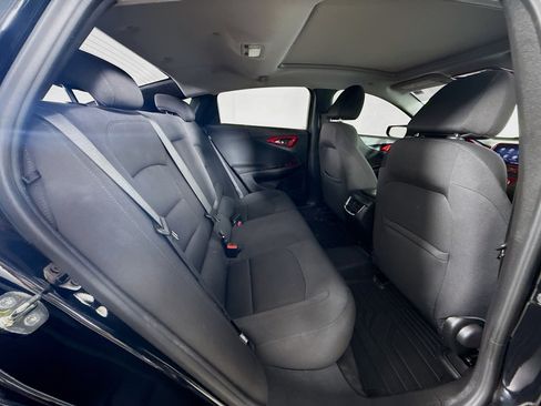 Used 2022 Chevrolet Malibu LT FWD image 34