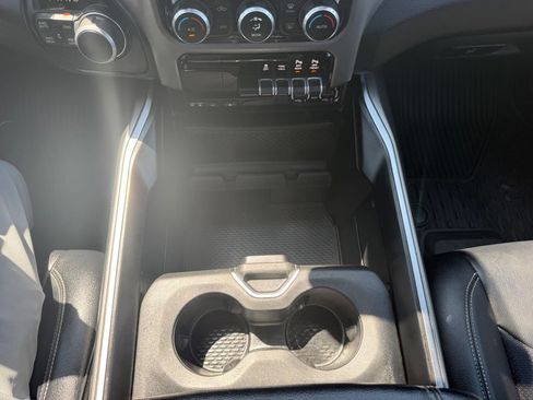 Used 2019 RAM 1500 Big Horn AWD/4WD image 22