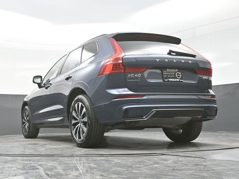 Used 2025 Volvo XC60 B5 Plus AWD/4WD image 24