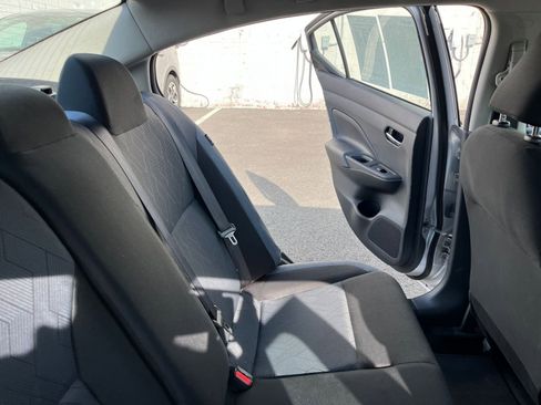 Used 2025 Nissan Versa SV FWD image 35