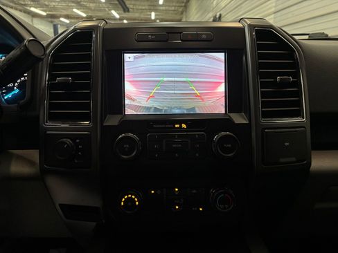 Used 2019 Ford F150 XLT image 21