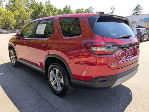 Certified 2025 Honda Pilot EX-L image 10