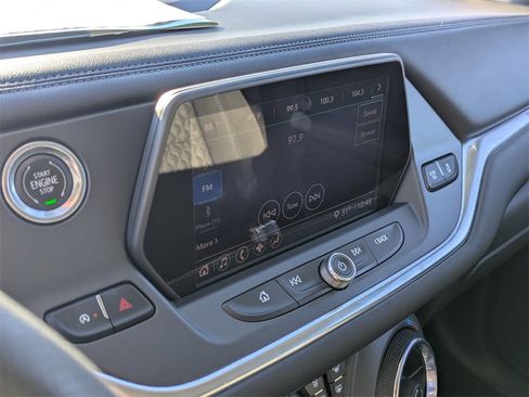 Used 2022 Chevrolet Blazer LT image 18