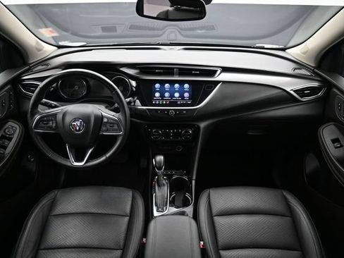 Certified 2021 Buick Encore GX Essence AWD/4WD image 12