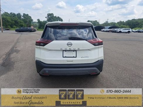 Used 2023 Nissan Rogue SV image 8