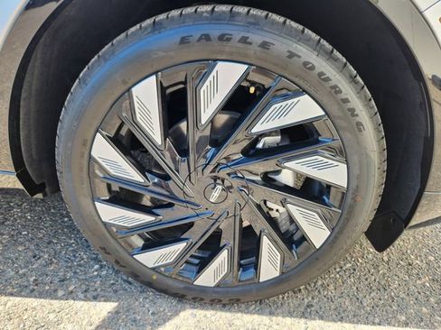 New 2026 Lincoln Nautilus Reserve AWD/4WD image 18