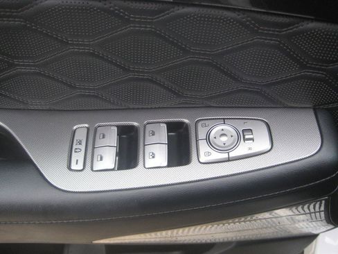 Used 2020 Hyundai Palisade Limited image 15