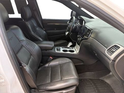 Used 2019 Jeep Grand Cherokee SRT AWD/4WD image 23