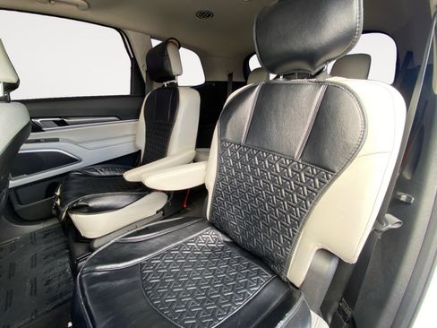 Used 2022 Kia Telluride S image 24