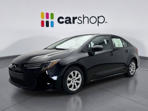 Used 2024 Toyota Corolla LE FWD image 1