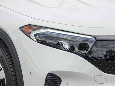 Certified 2024 Mercedes-Benz EQB 300 4MATIC image 9