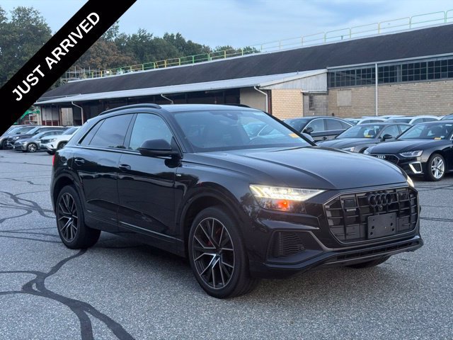 Used 2023 Audi Q8 Premium Plus AWD/4WD image 3