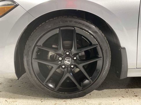 Used 2023 Honda Civic Sport image 8