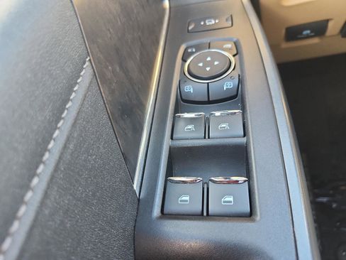 Used 2023 Ford F250 Lariat w/ Lariat Ultimate Package image 22