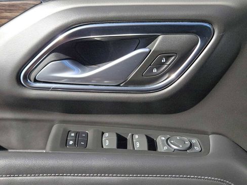 Used 2022 Chevrolet Tahoe LT w/ Luxury Package image 20