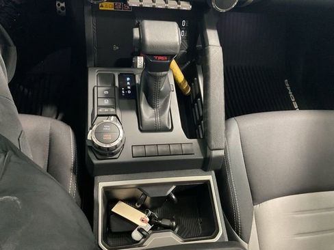 Used 2025 Toyota Tacoma TRD Sport w/ TRD Sport Upgrade Package image 15