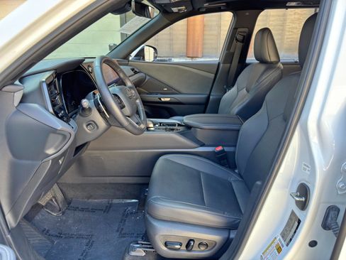 Used 2024 Lexus TX 350 AWD w/ Captains Chair Package image 17