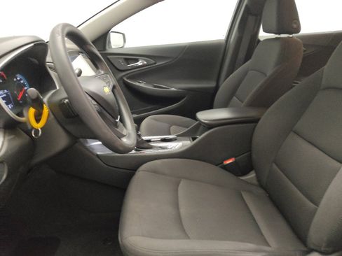 Used 2021 Chevrolet Malibu LS w/ Driver Confidence Package II FWD image 17
