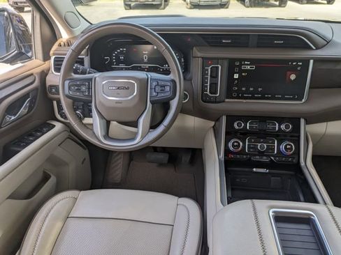 Used 2022 GMC Yukon Denali w/ Denali Ultimate Package image 21