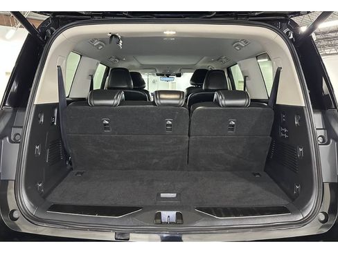 Used 2025 INFINITI QX80 Sensory AWD/4WD image 15