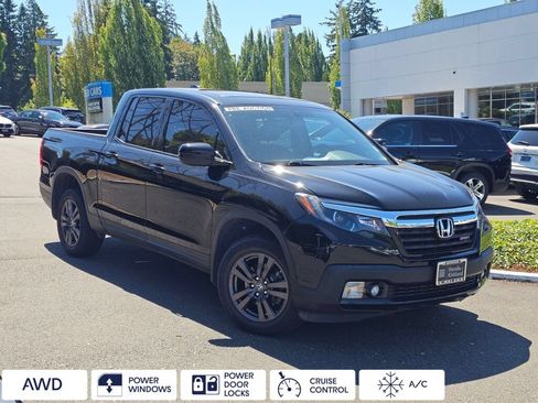 Used 2017 Honda Ridgeline Sport image 1
