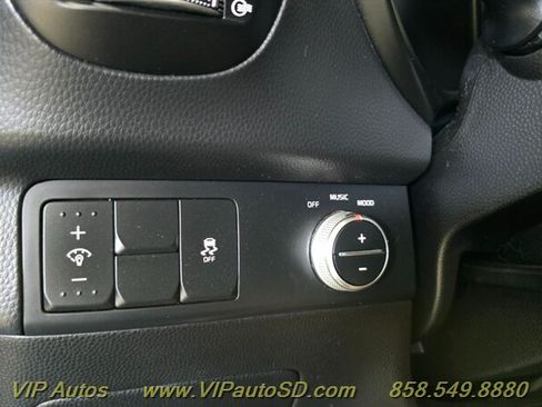 Used 2015 Kia Soul + w/ Audio Package FWD image 24