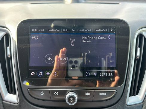 Used 2020 Chevrolet Malibu LS image 19