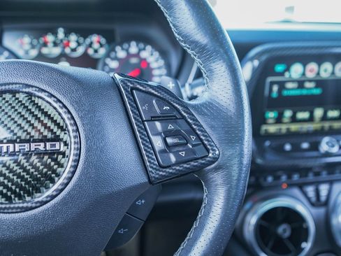 Used 2017 Chevrolet Camaro SS image 22