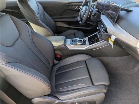 Used 2025 BMW 230i Coupe w/ Premium Package RWD image 22