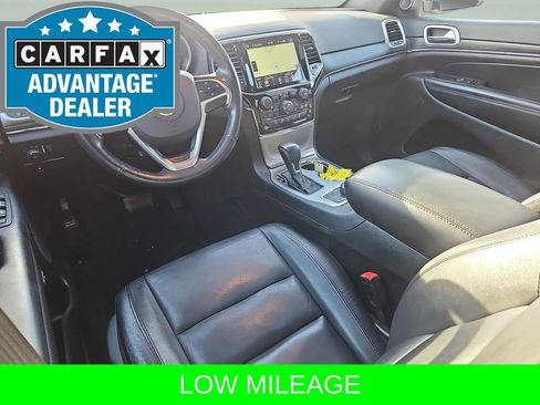 Used 2022 Jeep Grand Cherokee Limited image 2