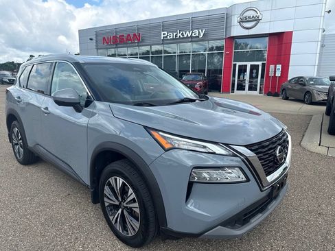 Used 2021 Nissan Rogue SV AWD/4WD image 1