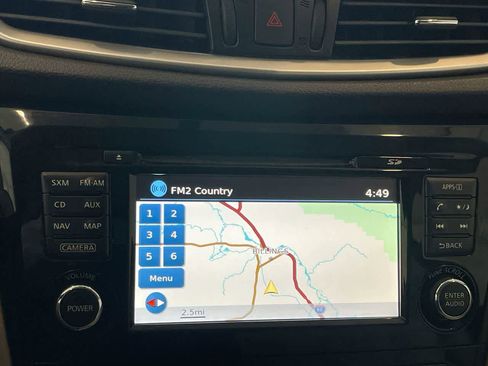 Used 2015 Nissan Rogue SV w/ SV Premium Package image 18