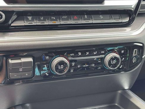New 2026 Chevrolet Silverado 2500 High Country w/ High Country Premium Package AWD/4WD image 19