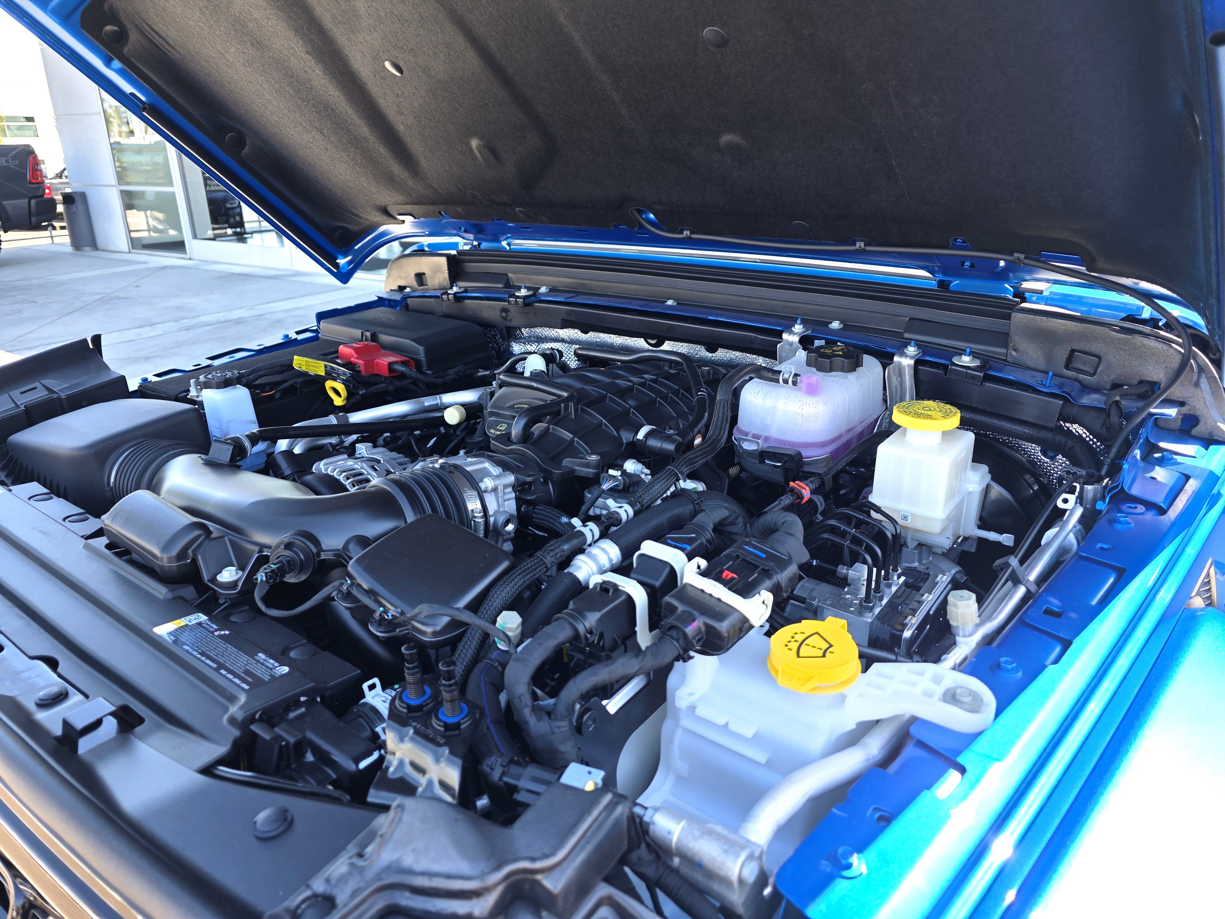 New 2025 Jeep Gladiator Sport AWD/4WD image 21