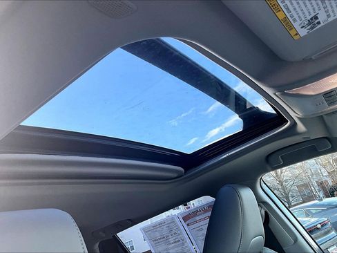 Used 2024 Toyota RAV4 Limited image 21