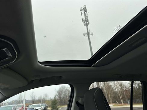 Used 2023 Jeep Grand Cherokee Laredo w/ Luxury Tech Group I image 17